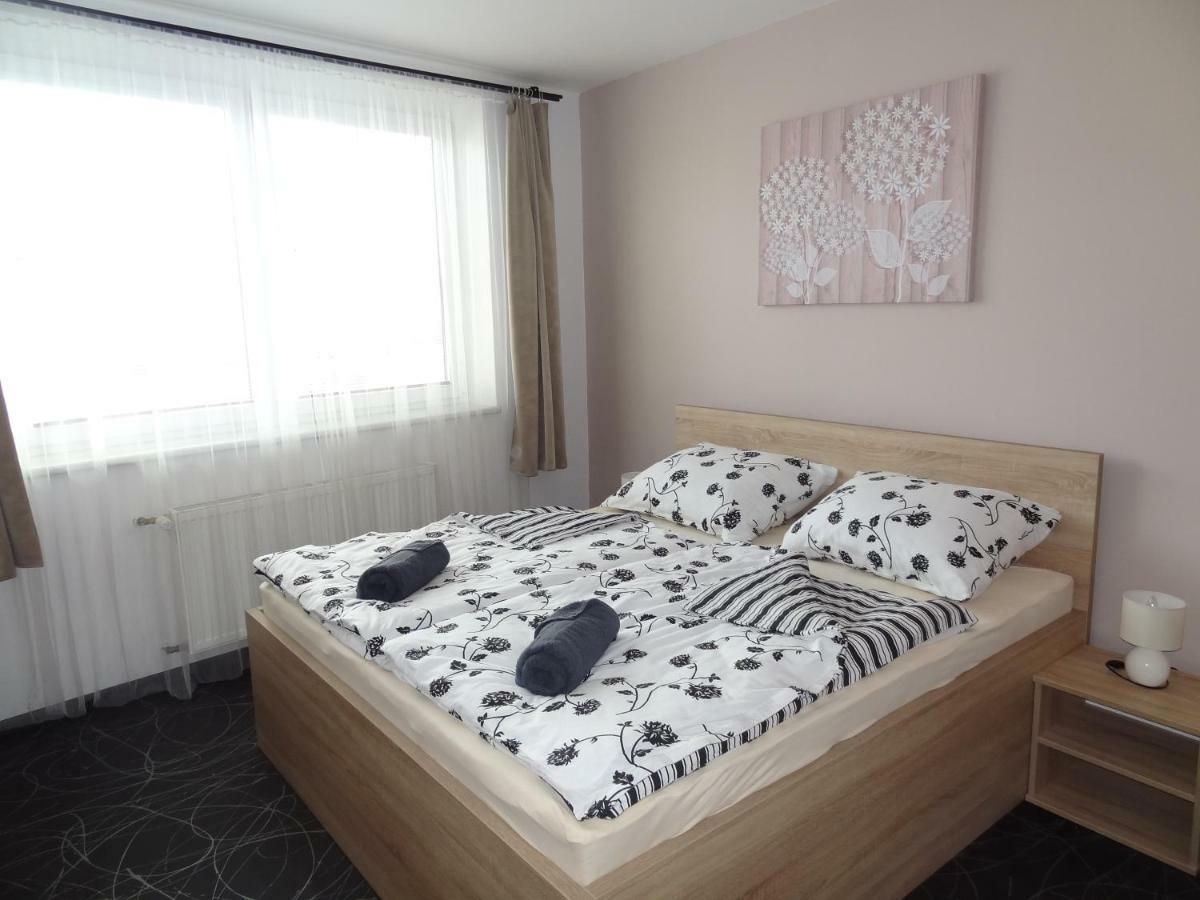 Apartman Lednicka Břeclav Exterior foto