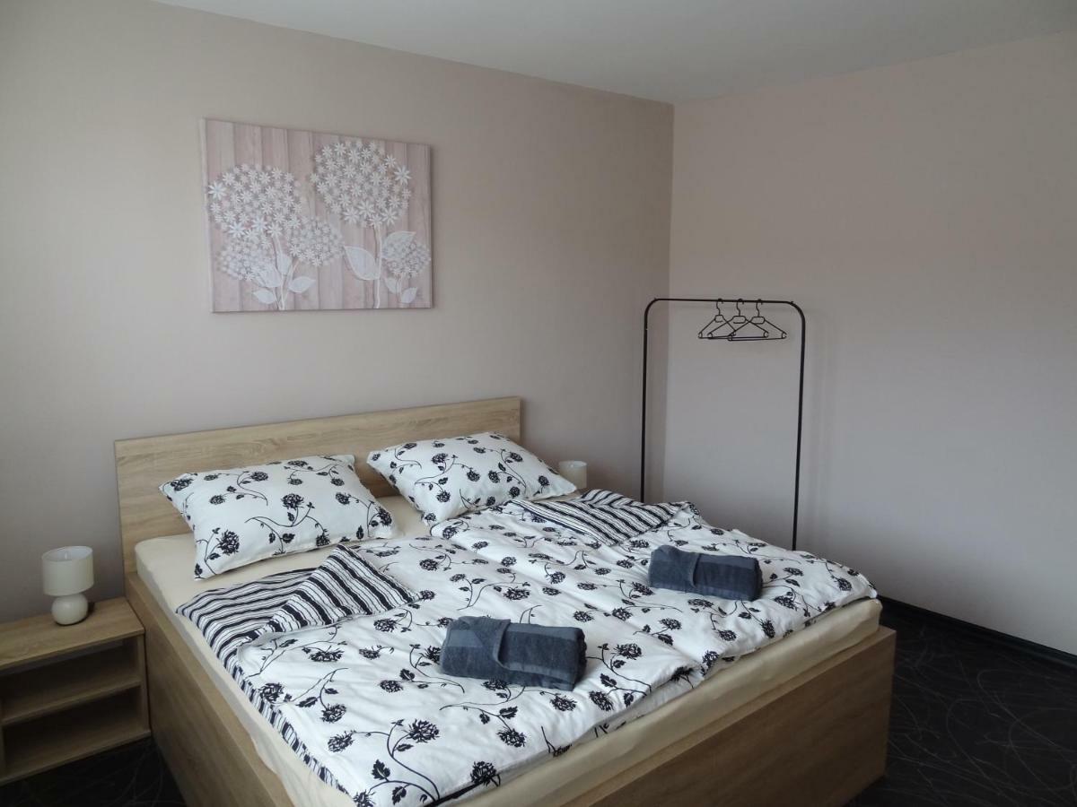 Apartman Lednicka Břeclav Exterior foto